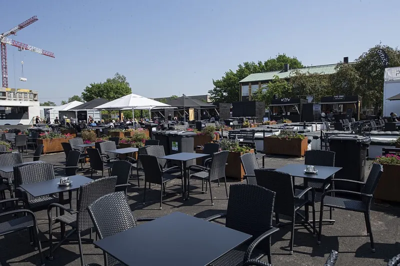Blankets, Burners and Brave Decisions: A Field Guide to Terrace Shisha Season